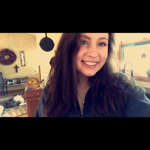 Meet your Posher, Marisa